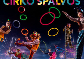 Svečiuose – gatvės teatro spektaklis „Cirko spalvos“