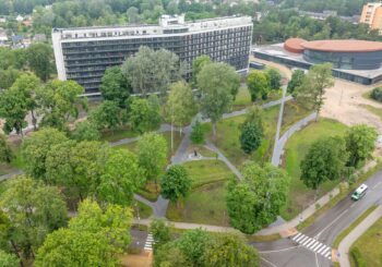Druskininkuose – Justino Marcinkevičiaus vardu pavadintas miesto skveras